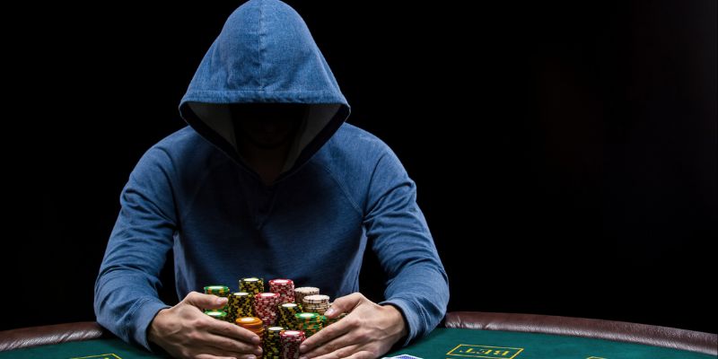 Hệ thống xử lý nghiêm khắc thành viên nào vi phạm chính sách